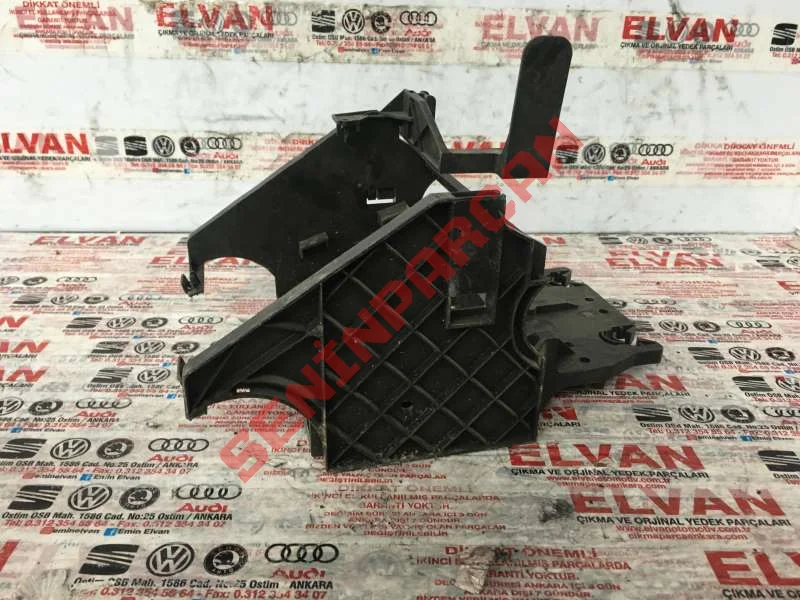 6R0907371 - KONTROL ÜNİTESİ TUTUCUSU