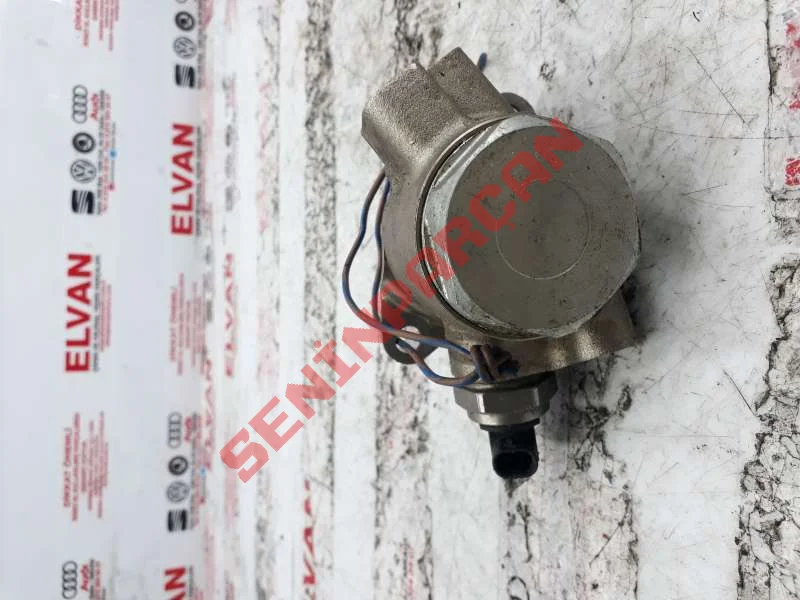 06E127025T - YAKIT POMPASI