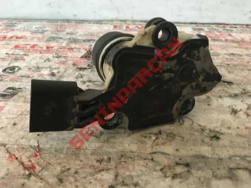 5Q0131971B - DEPO KAPAGI