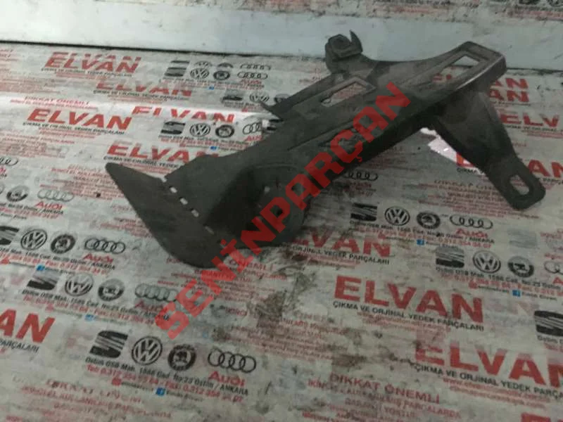 5G0805567 - ON PANEL