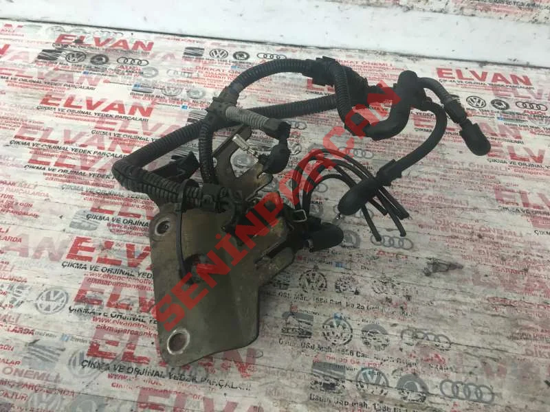 7D0971789 - SOKET MUHAFAZASI TUTUCUSU