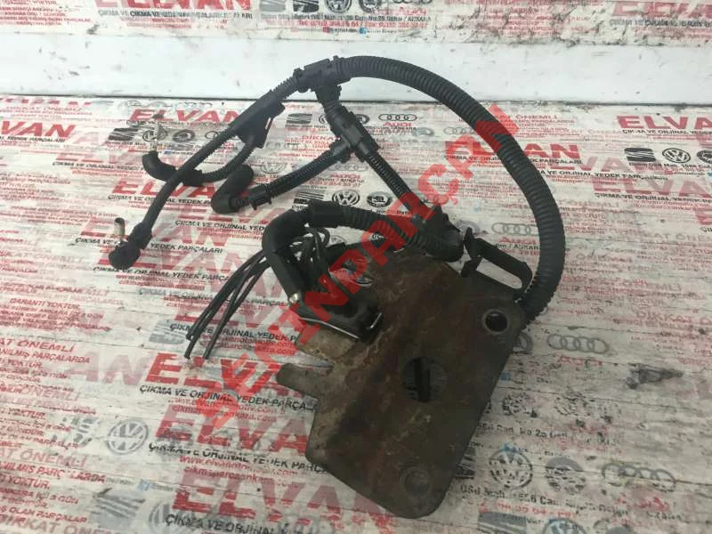 7D0971789 - SOKET MUHAFAZASI TUTUCUSU