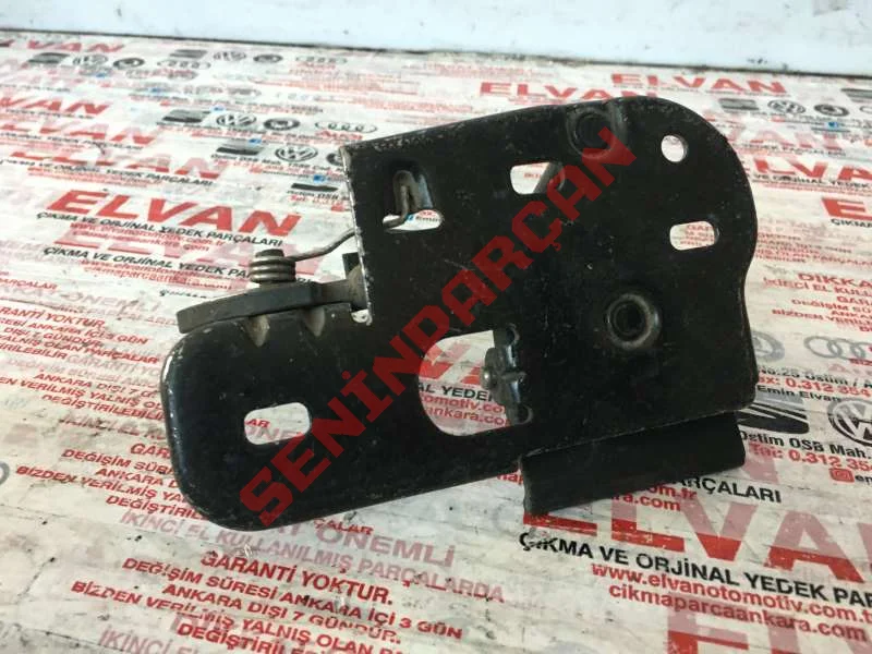 3C0823480 - KILIT KANCASI