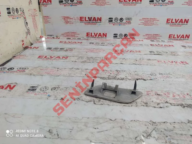 8U0955276 - KORUMA KAPAĞI