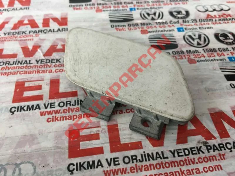 8P0807241B - ÇEKME KANCASININ KORUYUCUSU