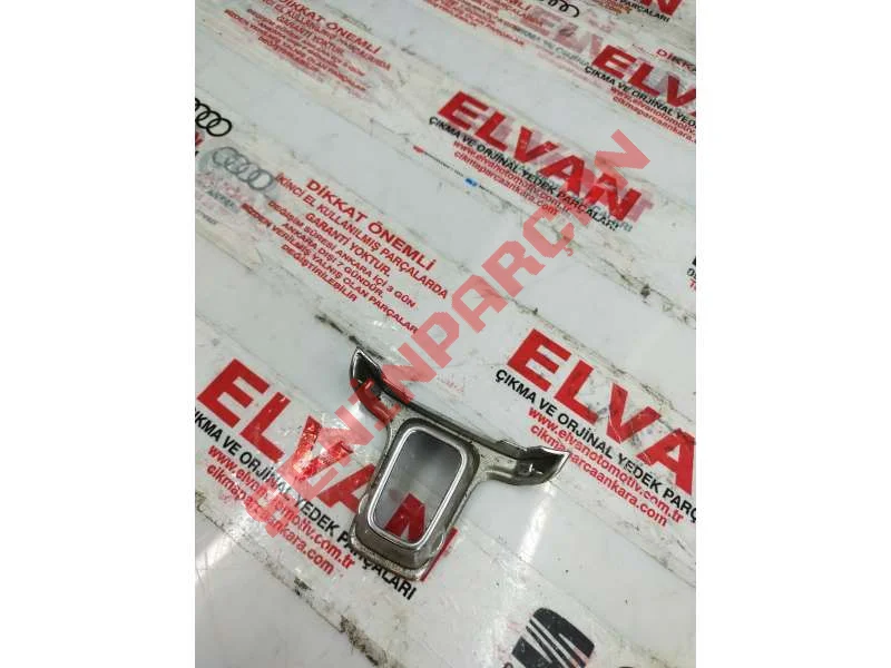 5K0419685F - DIREKSIYON SIMIDI KAPAĞI