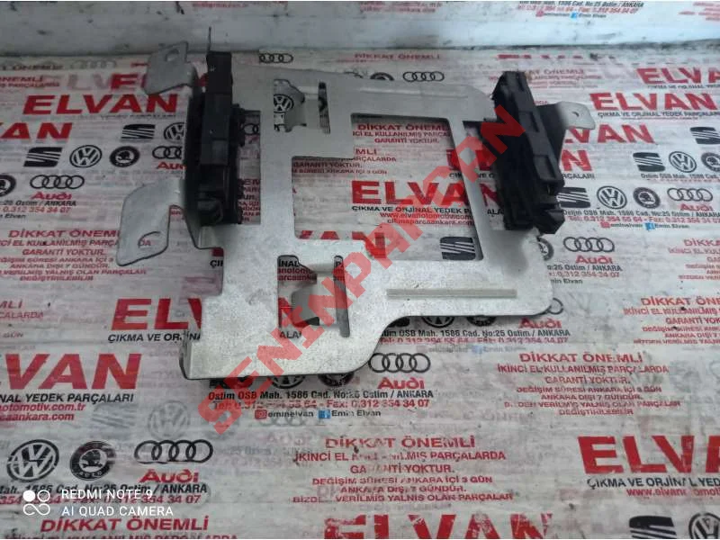 1T0906216L - KONTROL ÜNITESI TUTUCUSU