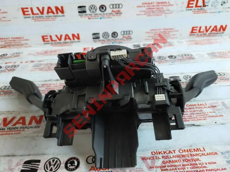 5Q1953521AS - DIREKSIYON KOLU KOMB. ŞALTERI