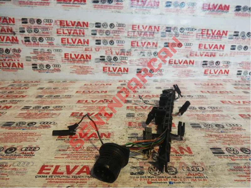 03G971824C - KABLO KANALI ÜST PARÇA