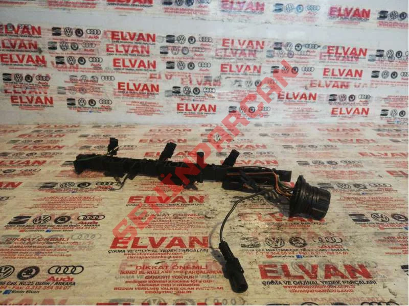 03G971824C - KABLO KANALI ÜST PARÇA