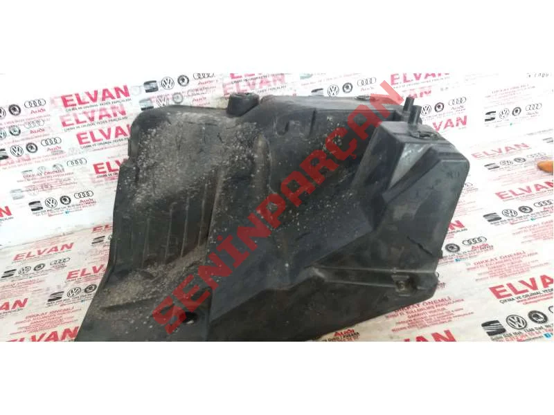 7E0907296 - ANA SIGORTA KUTUSU