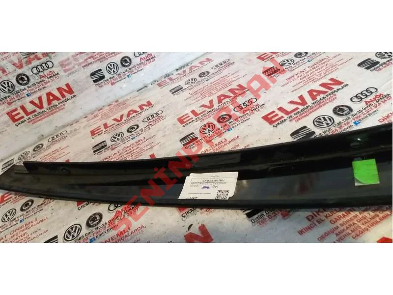 3B0837901 - KAPI CAMI ÇERÇEVESININ SIPERI