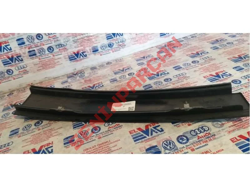 1K6839902C - KAPI CAMI ÇERÇEVESİNİN SİPERİ