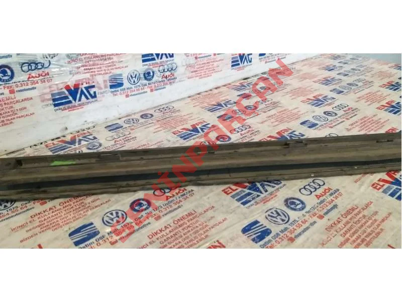 8E0853970 - KAPI KORUYUCUSU