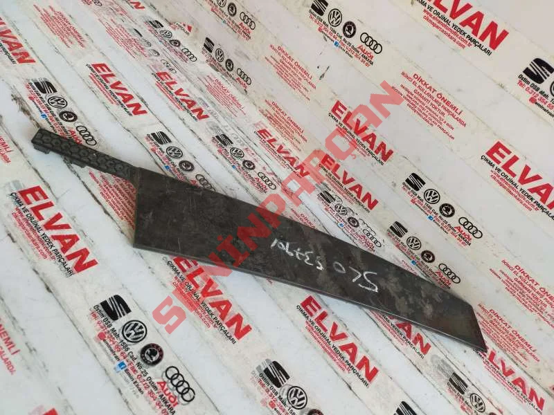 5E0837901 - DIREK KAPLAMASI