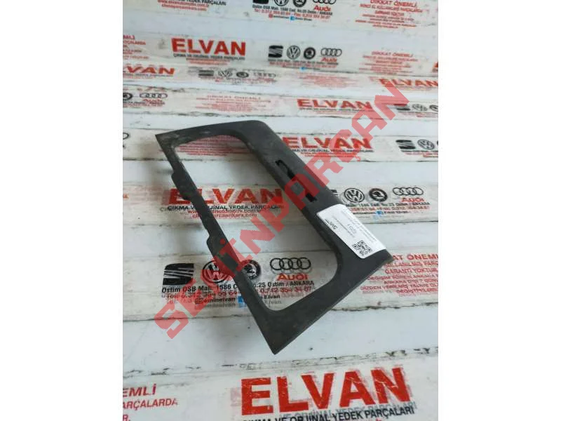 5K0858069P - GÖSTERGE VE KUMANDA