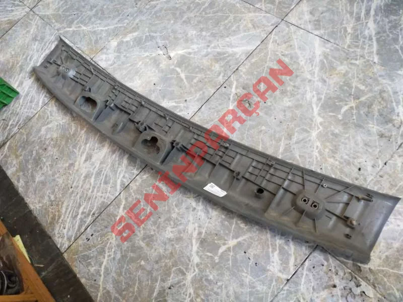 2K0864583M - KILIT TAŞIYICISININ KORUYUCUSU