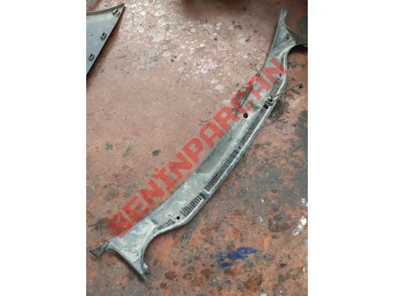 6Y1819415A - ÖN PENCERE ÇERÇEVESI IÇIN