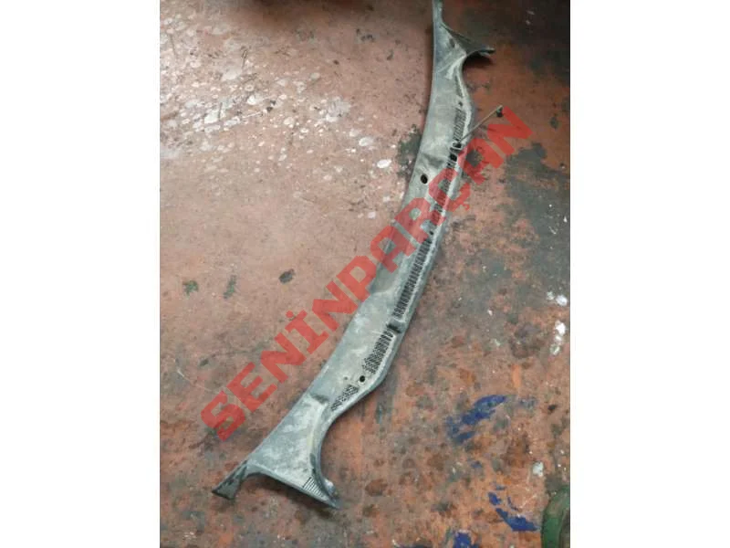 6Y1819415A - ÖN PENCERE ÇERÇEVESI IÇIN