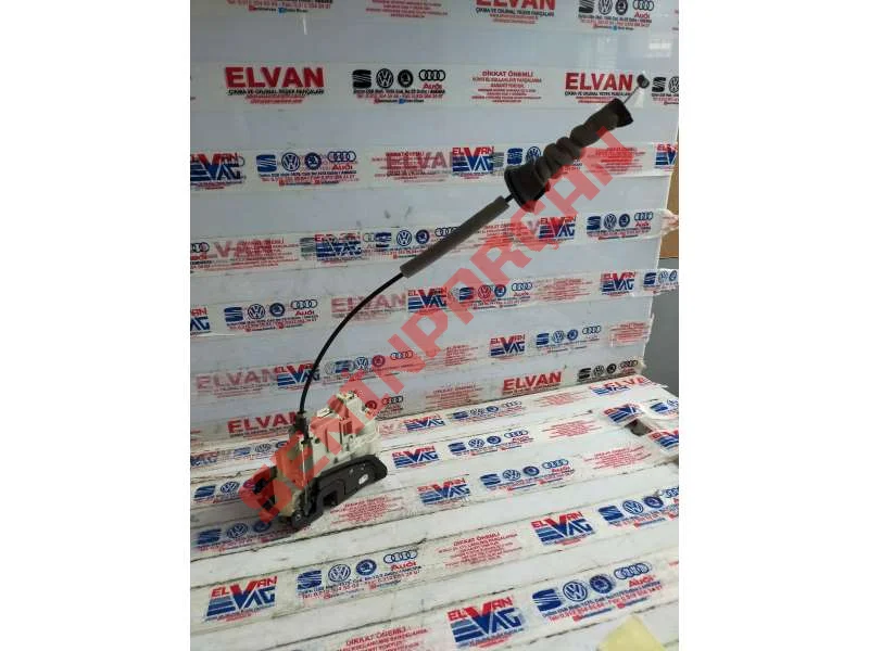 8X1837016 - KAPI KILIDI