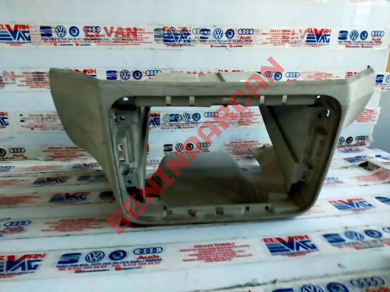 5J1858089G - DÜĞME YUVASI