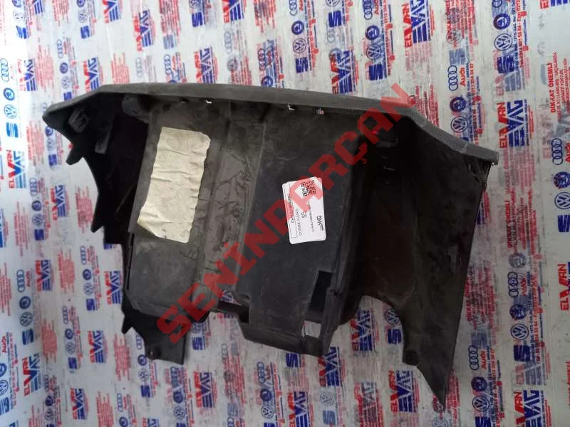 5J1858089C - DÜĞME YUVASI