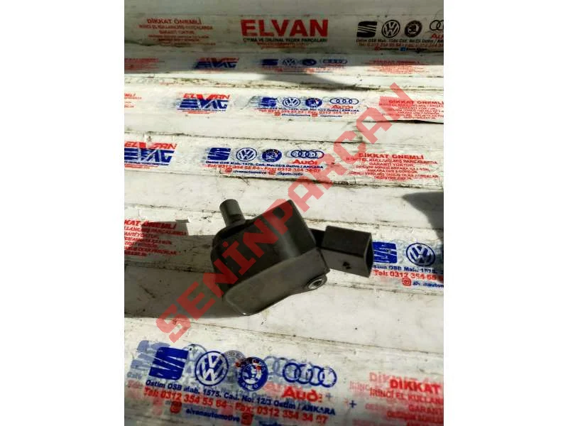 04E905110N - ATEŞLEME BUJISI SOKETI OLAN