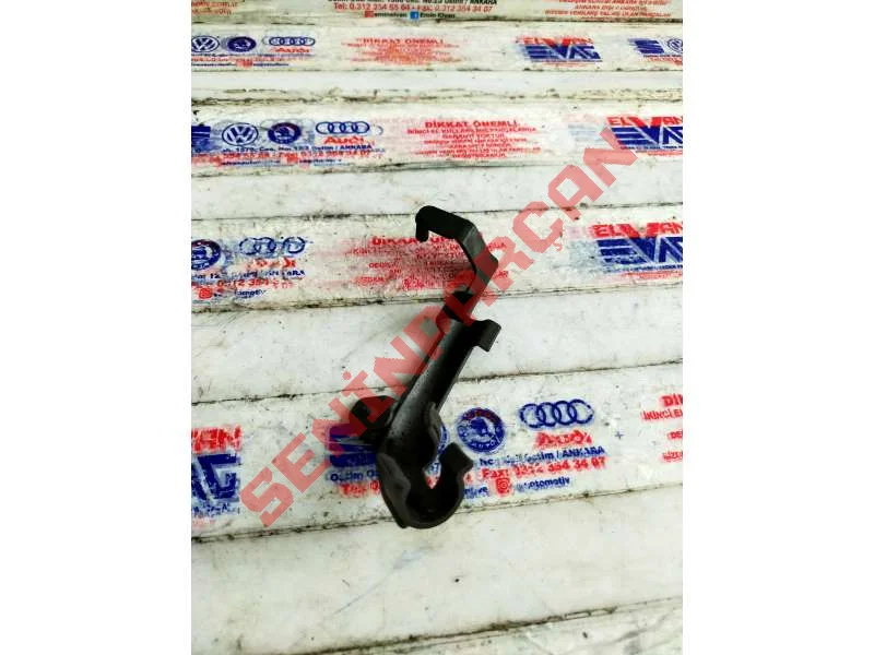 03C133248D - YAKIT HORTUM TUTUCUSU