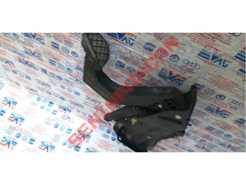 06H121497F - SU POMPASI