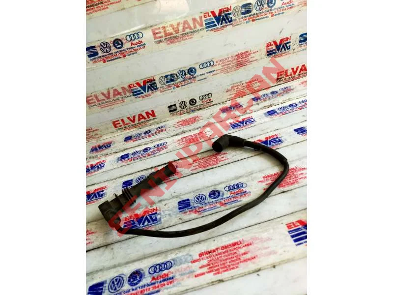 6J0953235 - İKAZ LAMBASI BASMALI TUŞU