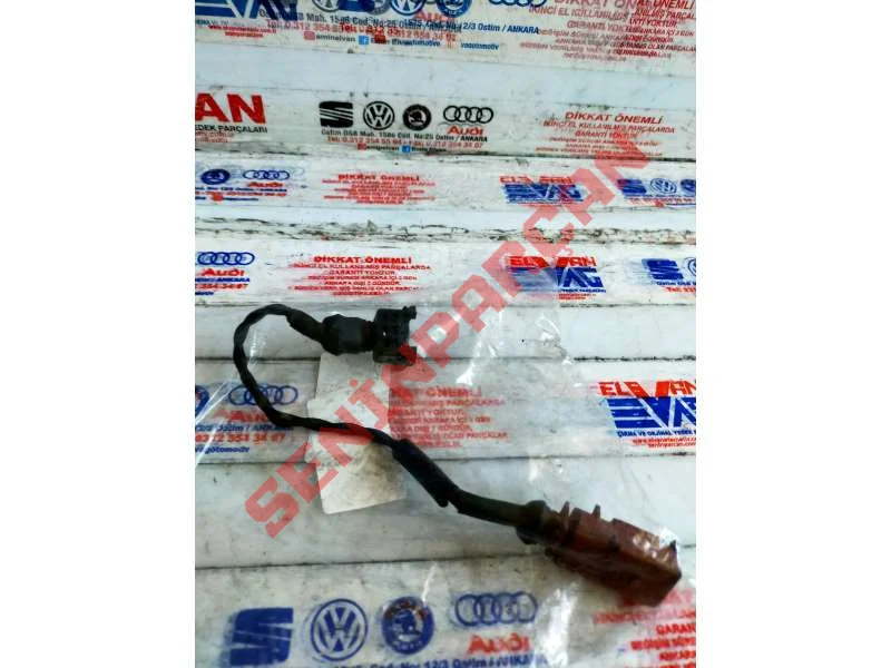 1J0973822A - KABLO SOKETI