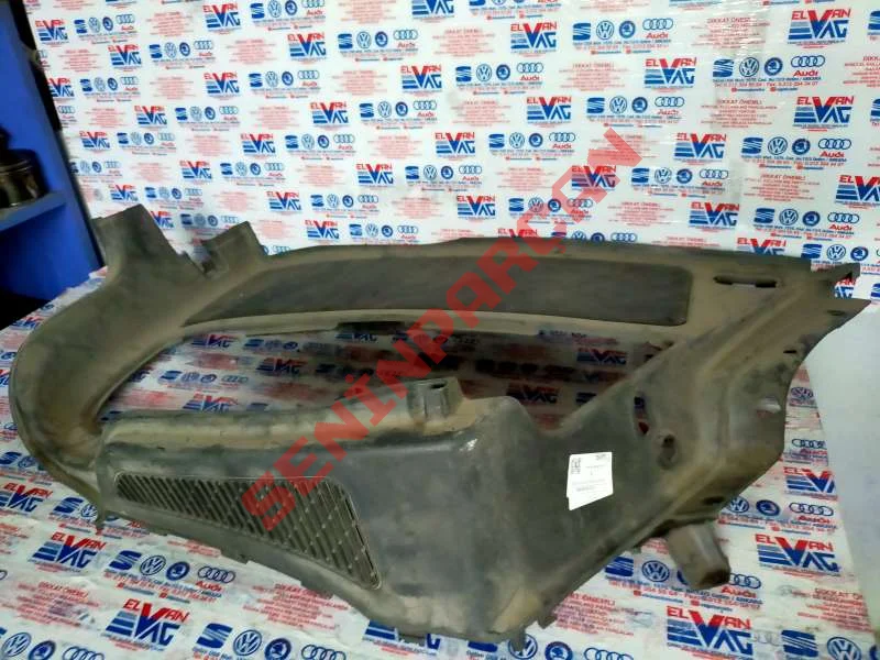 8L4863880 - BAGAJ BÖLMESI KAPLAMASI