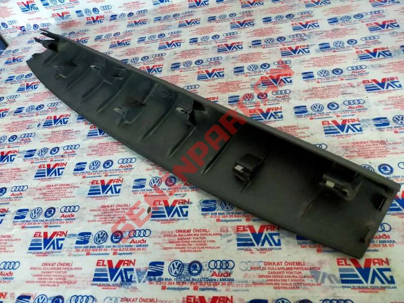 5N0867707A - ARKA CAM ÇERÇEVESI