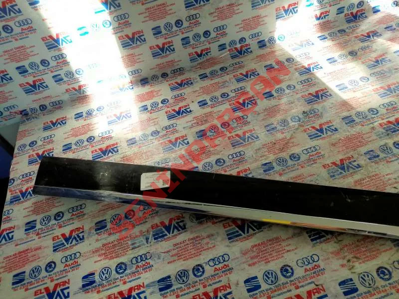 4F0853959J - KAPI KORUYUCUSU