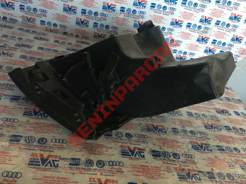 5JB857121 - TORPIDO GÖZÜ KAPAĞI