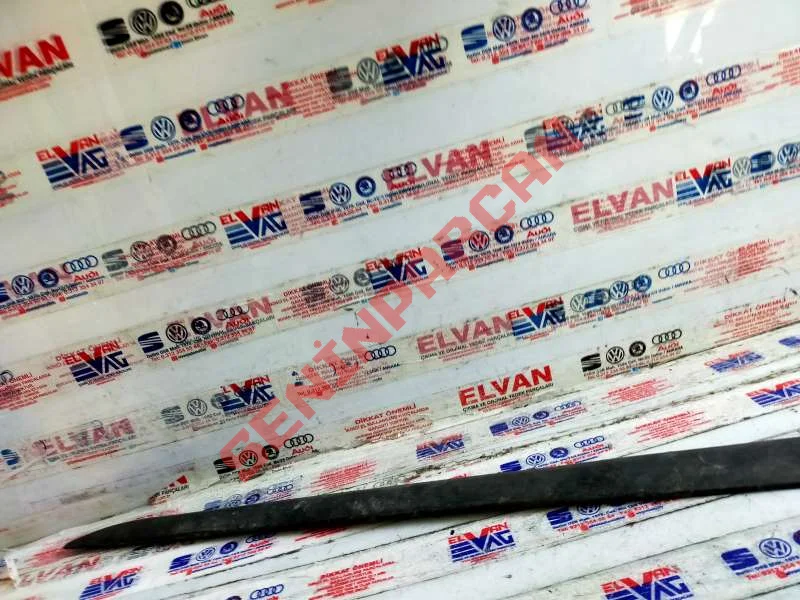 5J6853515 - KAPI KORUYUCUSU