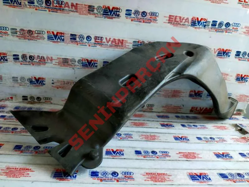 5Q0819806D - AYAK BÖLMESI HAVA ÇIKIŞ KANALI