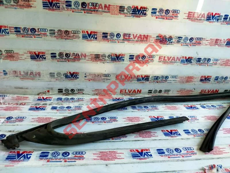 3G0837431C - CAM KILAVUZU