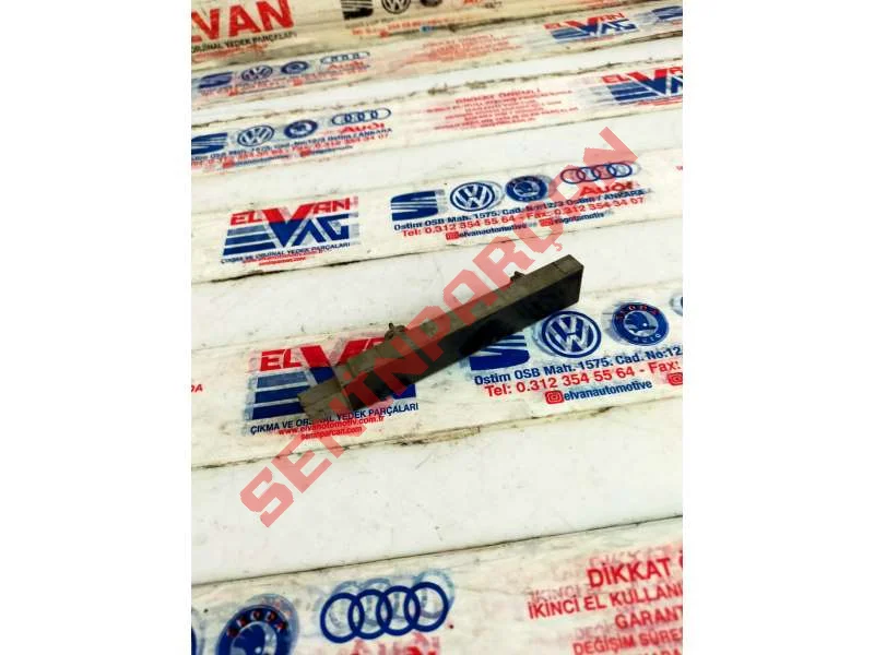 5K0962132B - ANTEN BRAKETI