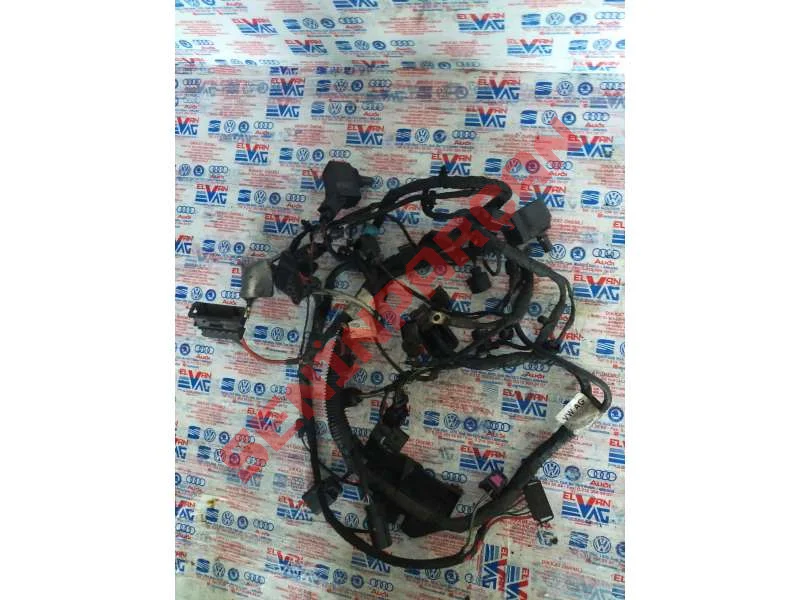 1S0971848E - SOKET MUHAFAZASI TUTUCUSU