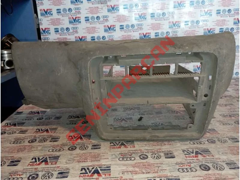 1U1858087 - DÜĞME YUVASI