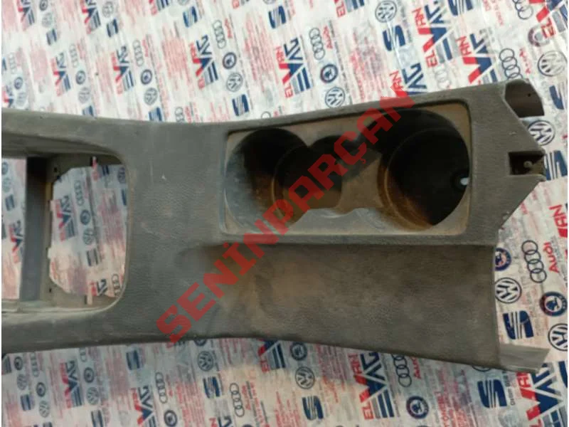 1K5862531B - MEŞRUBAT TUTUCU