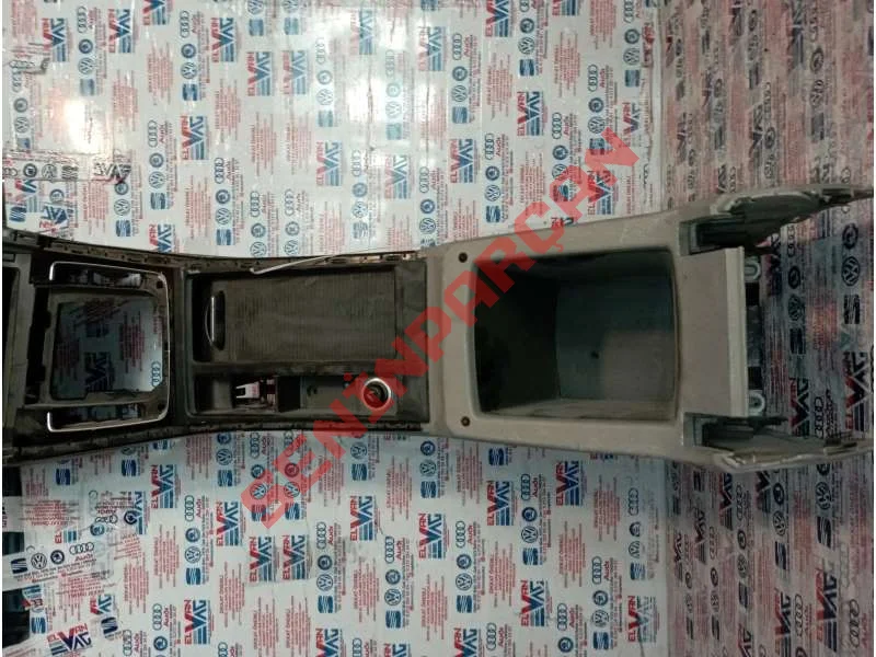 5G1864263AP - ORTA KONSOL SIPERI