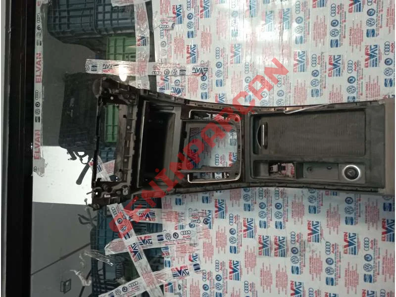 5G1864263AP - ORTA KONSOL SIPERI