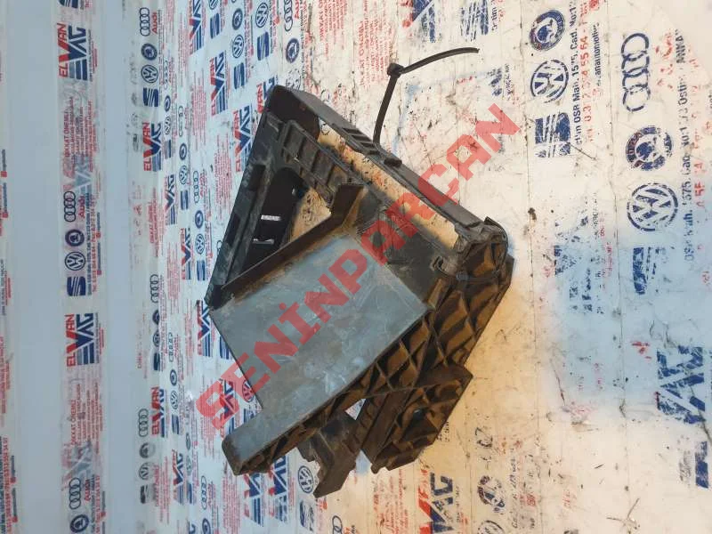 5C0907372 - KONTROL ÜNITESI TUTUCUSU