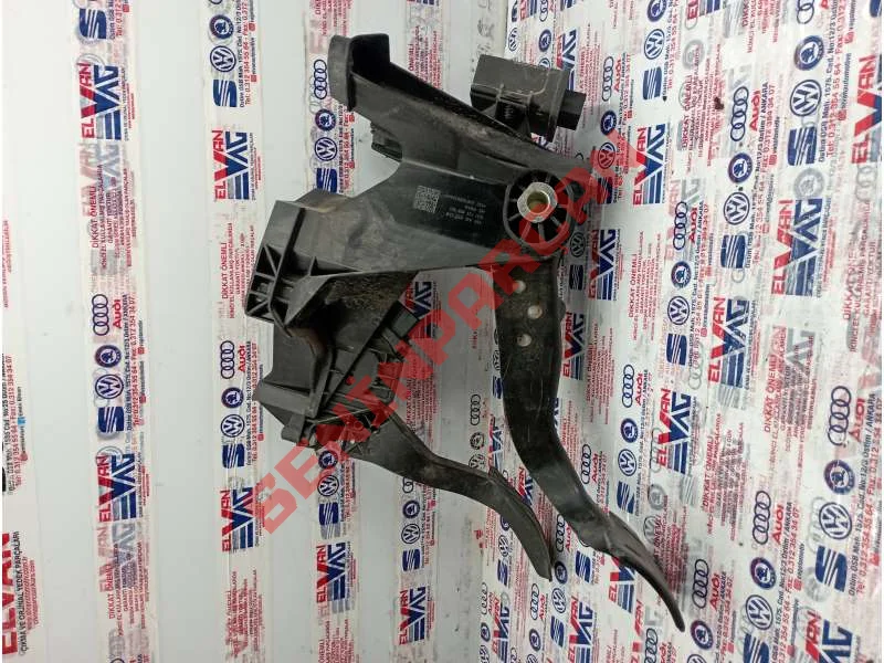 5Q1723058BG - FREN VE GAZ PEDAL KOLU DÜZ.