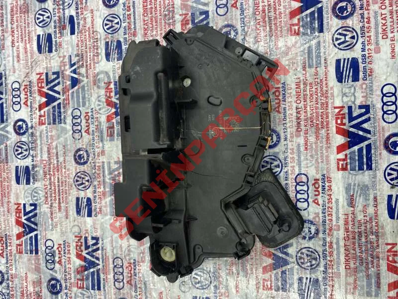 5TB837015A - KAPI KILIDI