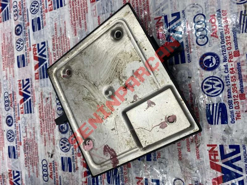 8E0907279L - MERK ELEKTR KONTR ÜNİT