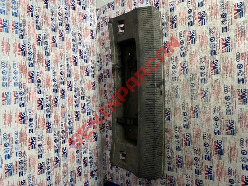 1K5863459M - TESPIT PARÇALARINA SAHIP KILIT