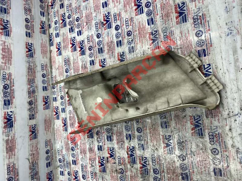 7P6867242G - C DIREĞI KAPLAMASI